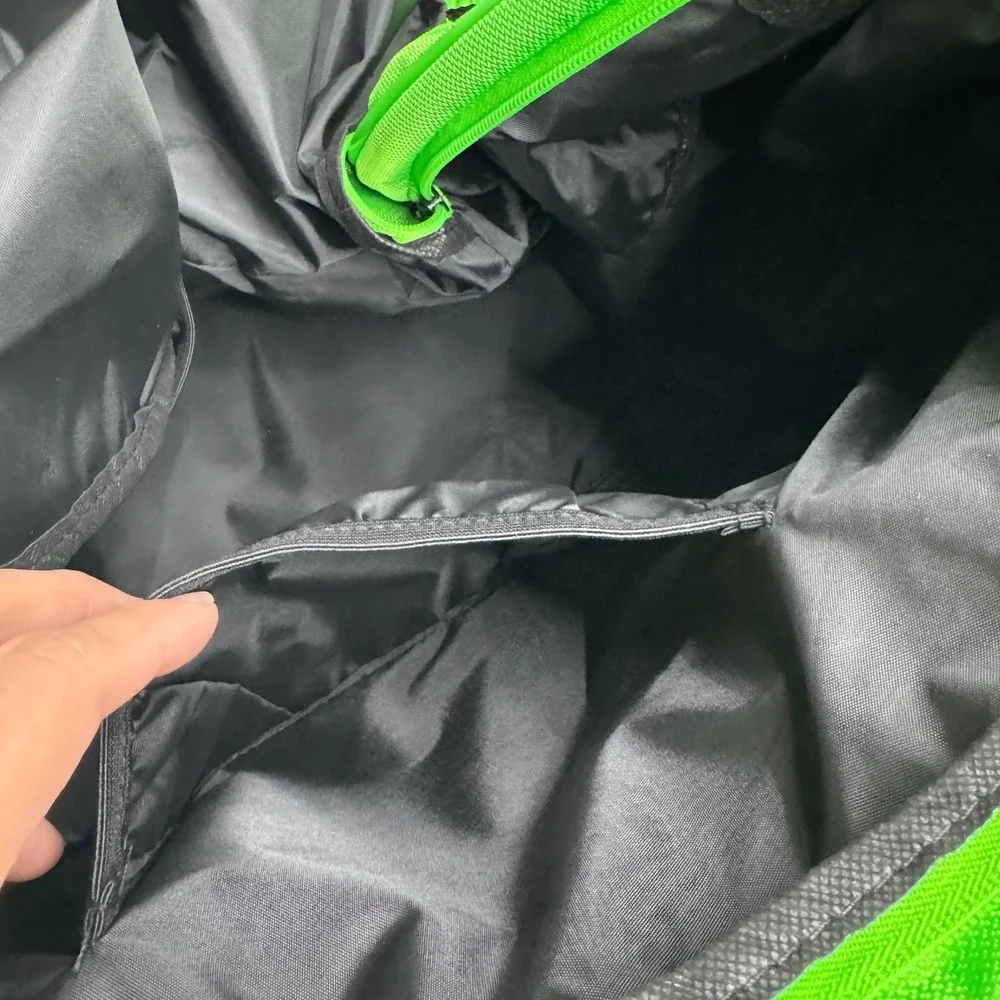 Wilson All Gear Pickleball Bag Neon Green Black Duffle Racket WRZ618300 NWT New